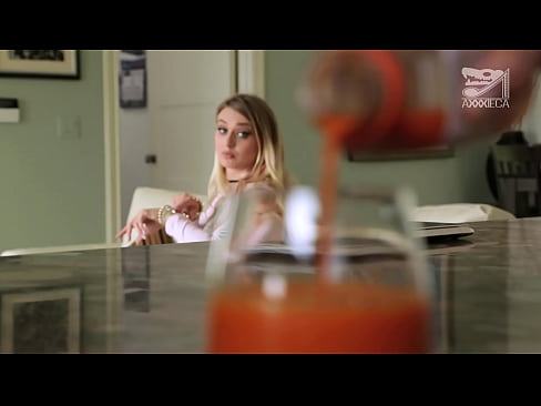 ❤️ Faigheann cailín te le tits mór agus pussy daingean coileach as fear caillte na himeartha, ach an-deacair ️❌ Sluts ag ga.xlxxporno.ru ☑