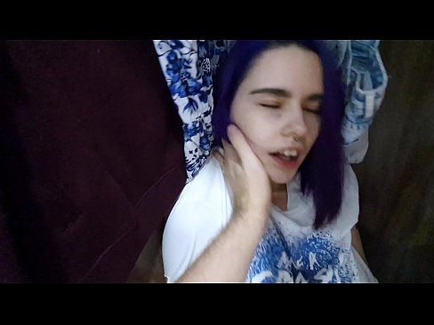 ❤️ Aimsíodh mo SIS sa closet agus chabhraigh sí cum ️❌ Sluts ag ga.xlxxporno.ru ☑